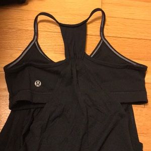 Lululemon yoga top